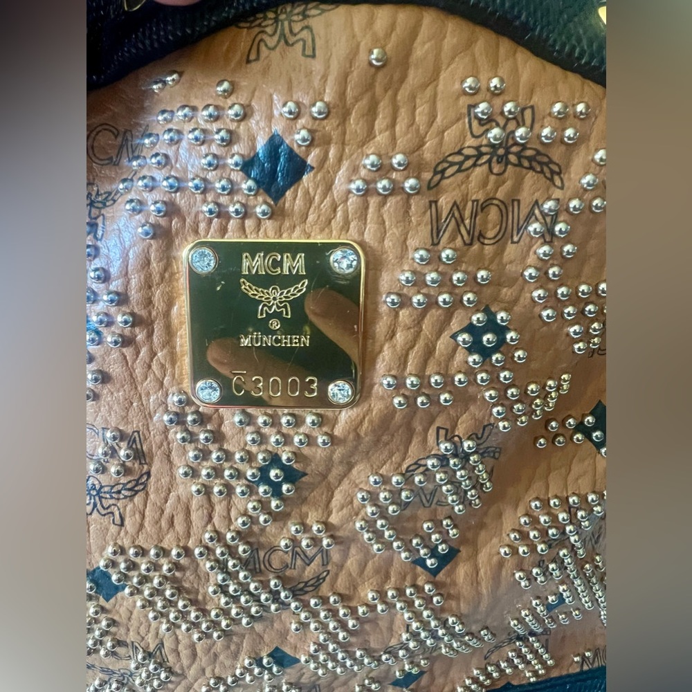 MCM COGNAC VISETOS COATED CANVAS DIAMOND STARK BACKPACK XL - Picture 7 of 14